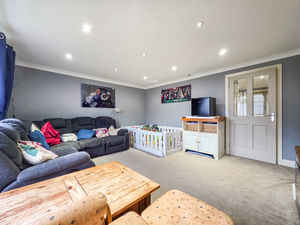 Photo 15- click for photo gallery